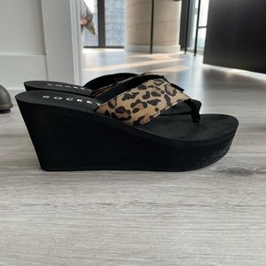 Rocket Dog Leopard diver platform sandals